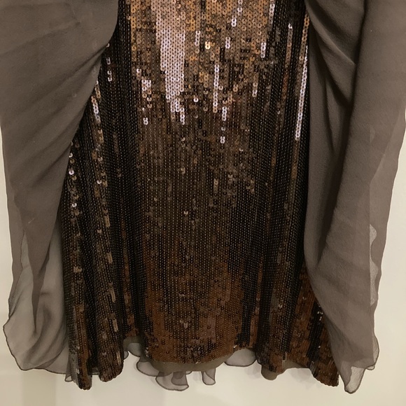 Nearly New ELIE TAHARI Brown Sequinned Dress With Silk Chiffon Overlay, size 8 - Picture 7 of 8